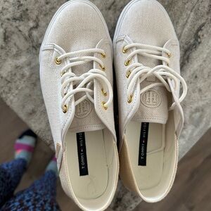 Tommy Hilfiger fashion sneakers
